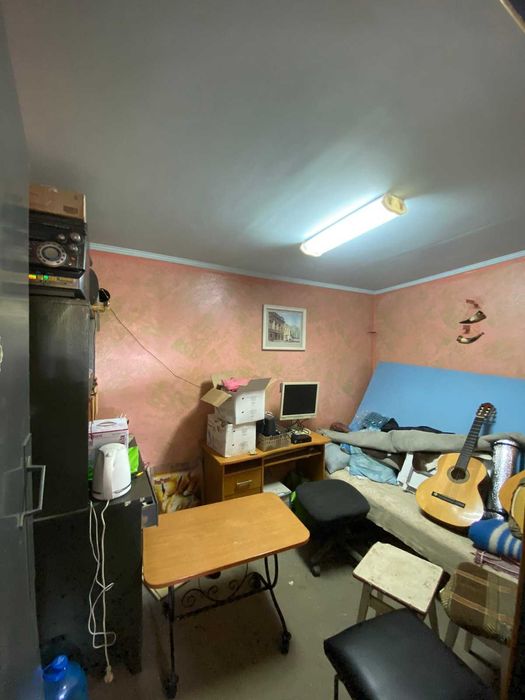 Гараж в центрі Міста за Дрім Парком на території гаражного кооператива