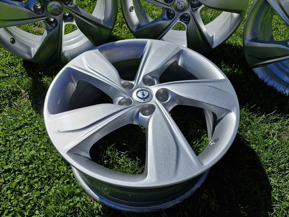 Felgi aluminiowe Oryginalne Opel 18" 5x108 Citroen Peugeot
