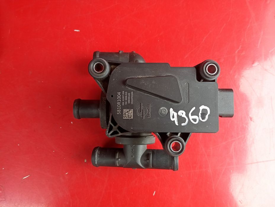 Клапан системи охолодження 4KE963375N Audi E-TRON охлаждения Е Трон