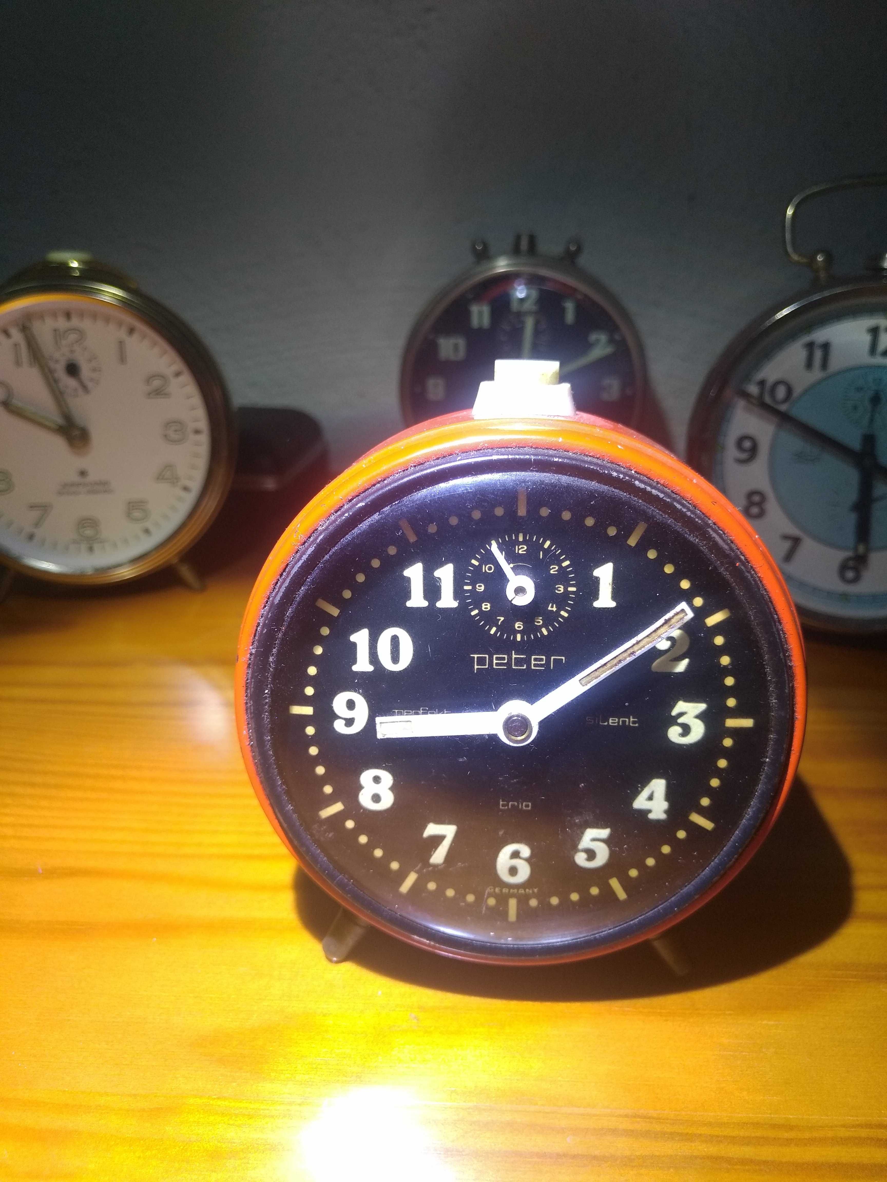 Relógio despertador antigo anos setenta