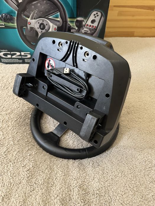 Хороший стан. Ігрове кермо Logitech g25 + shifter