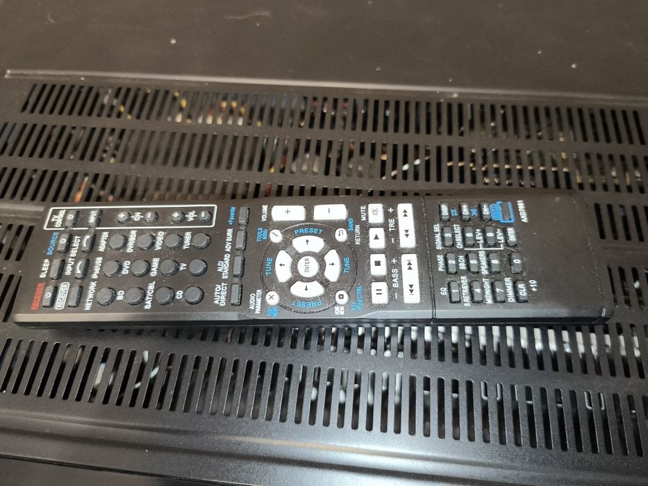 Amplituner Pioneer VSX 329