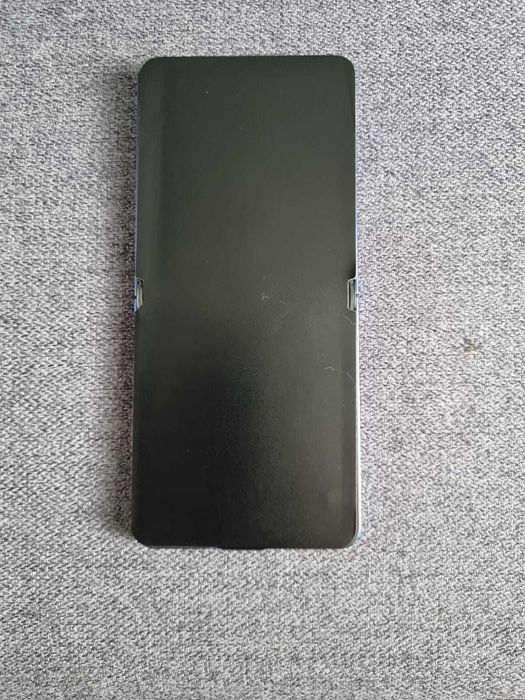 Samsung Galaxy Z Flip 7, 256 GB używany 5 dni