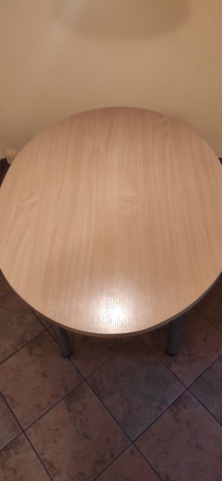 Stół kuchenny do jadalni itp.owalny