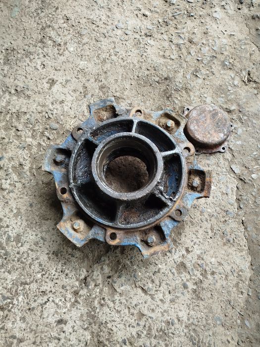 Ступица колеса прицепа 1ПТС-9, ПРТ, МЖТ, НТС, 2ПТС-6