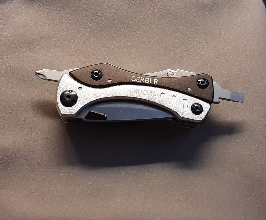 Мультитул Gerber Crucial Multi-Tool. (оригинал}