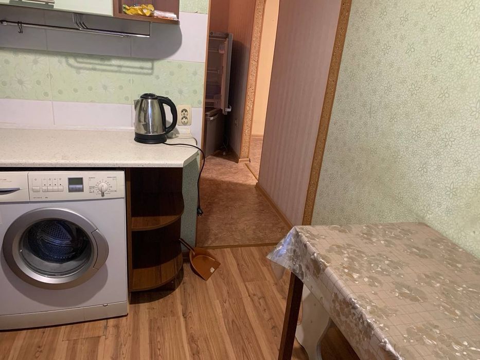 Центр 2 кімнатна квартира