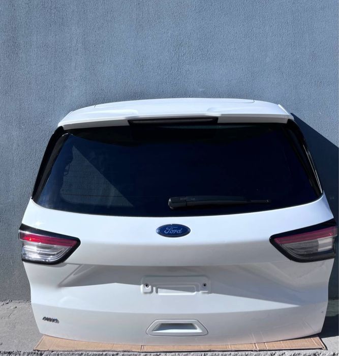 Кришка багажника Ford Escape 19-22, крышка багажника форд ескейп 19-22