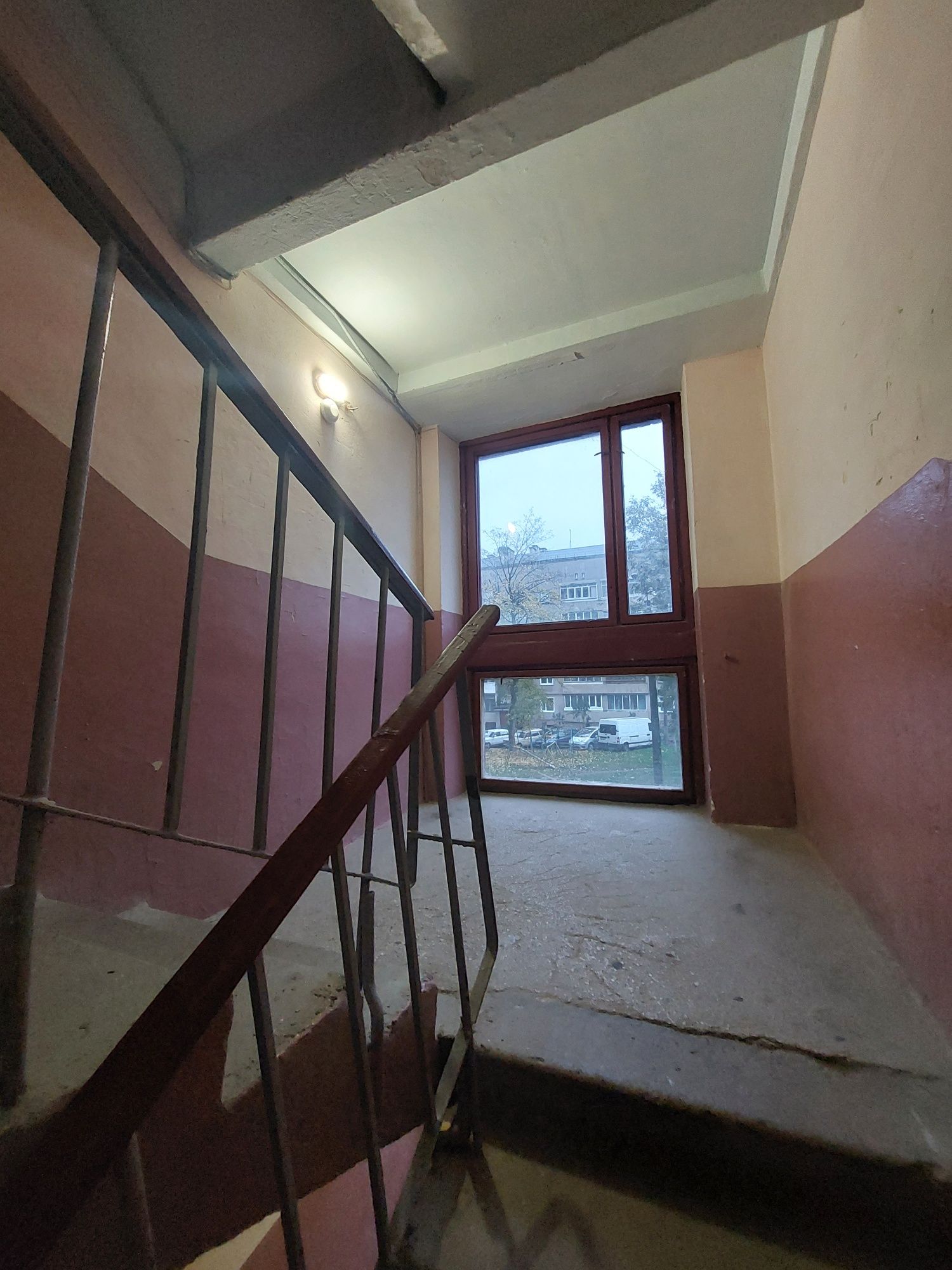 Оренда дворівневої 3 кімн квартири в Пасічній,  вул.Тролейбусна
