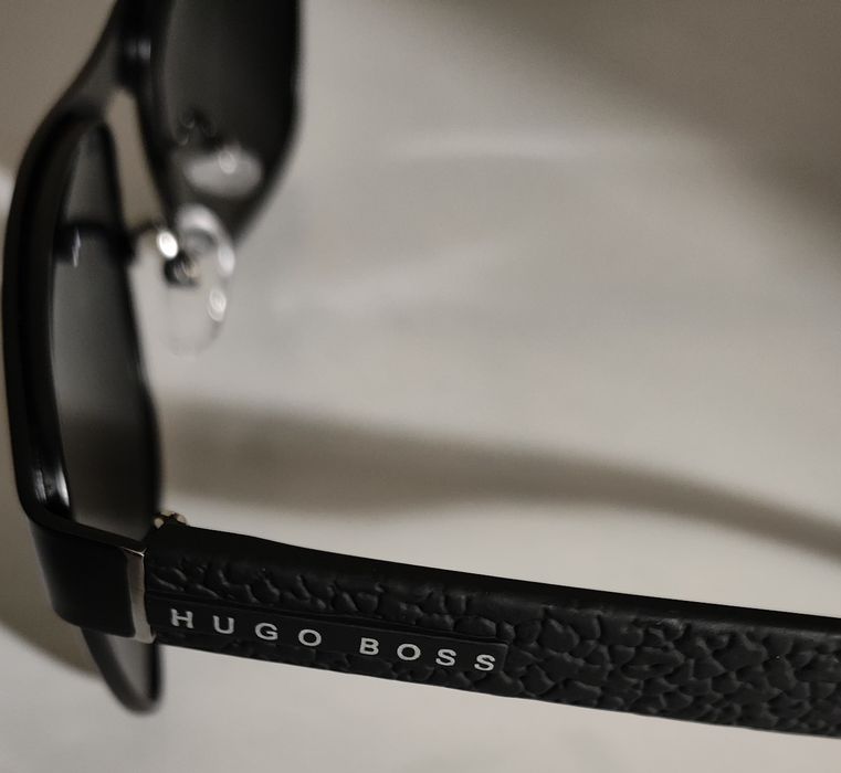 Мужские солнцезащитные - Hugo Boss