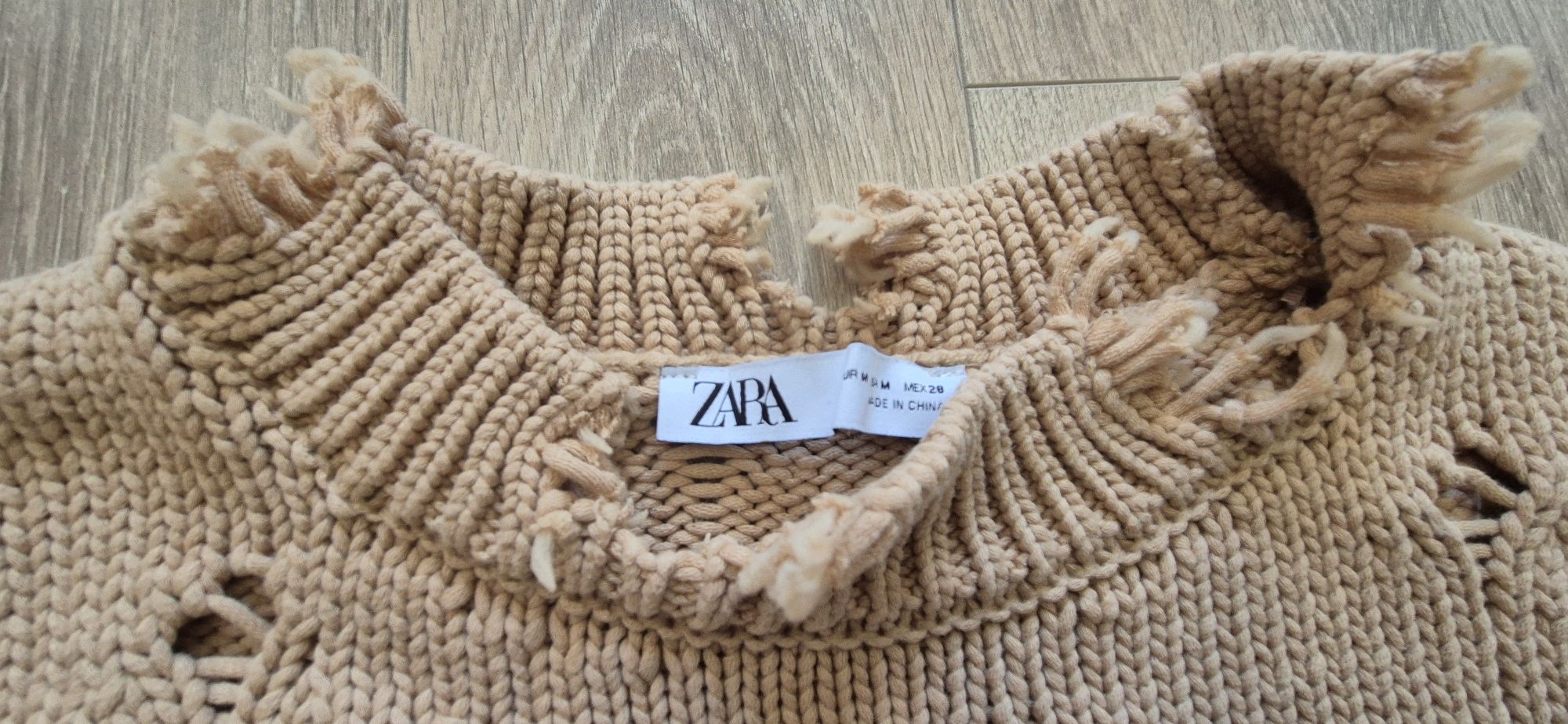 Теплий светр zara