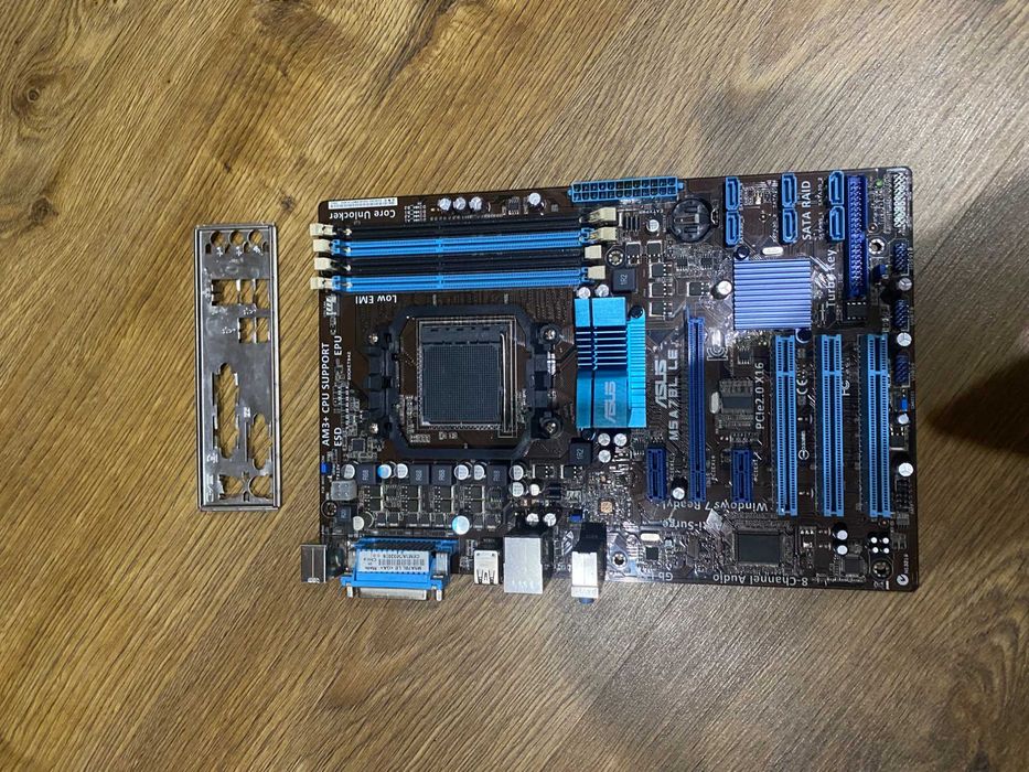 Материнская плата ASUS M5A78L LE AM3+