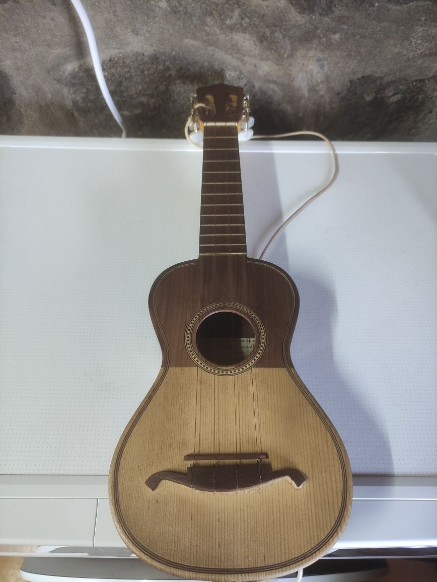 Cavaquinho APC 102