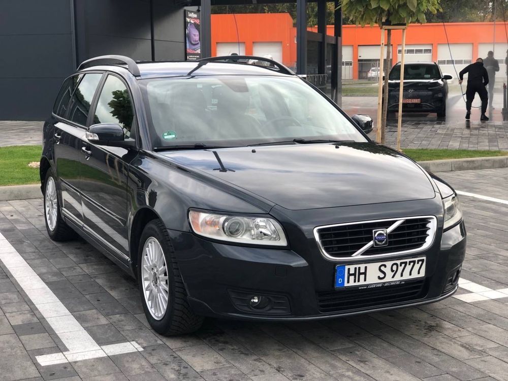 Volvo v50 повністю обслужене