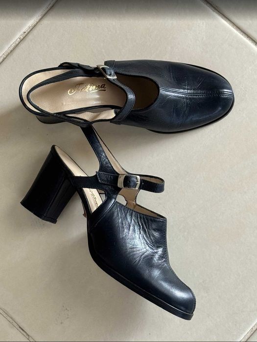 Sandálias azul escuro 36