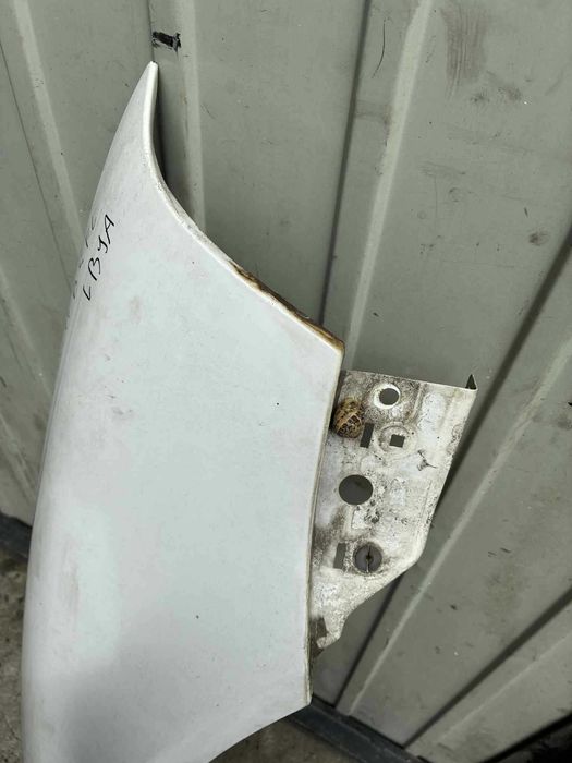 błotnik prawy przód przedni vw volkswagen passat b5 fl lift LB9A