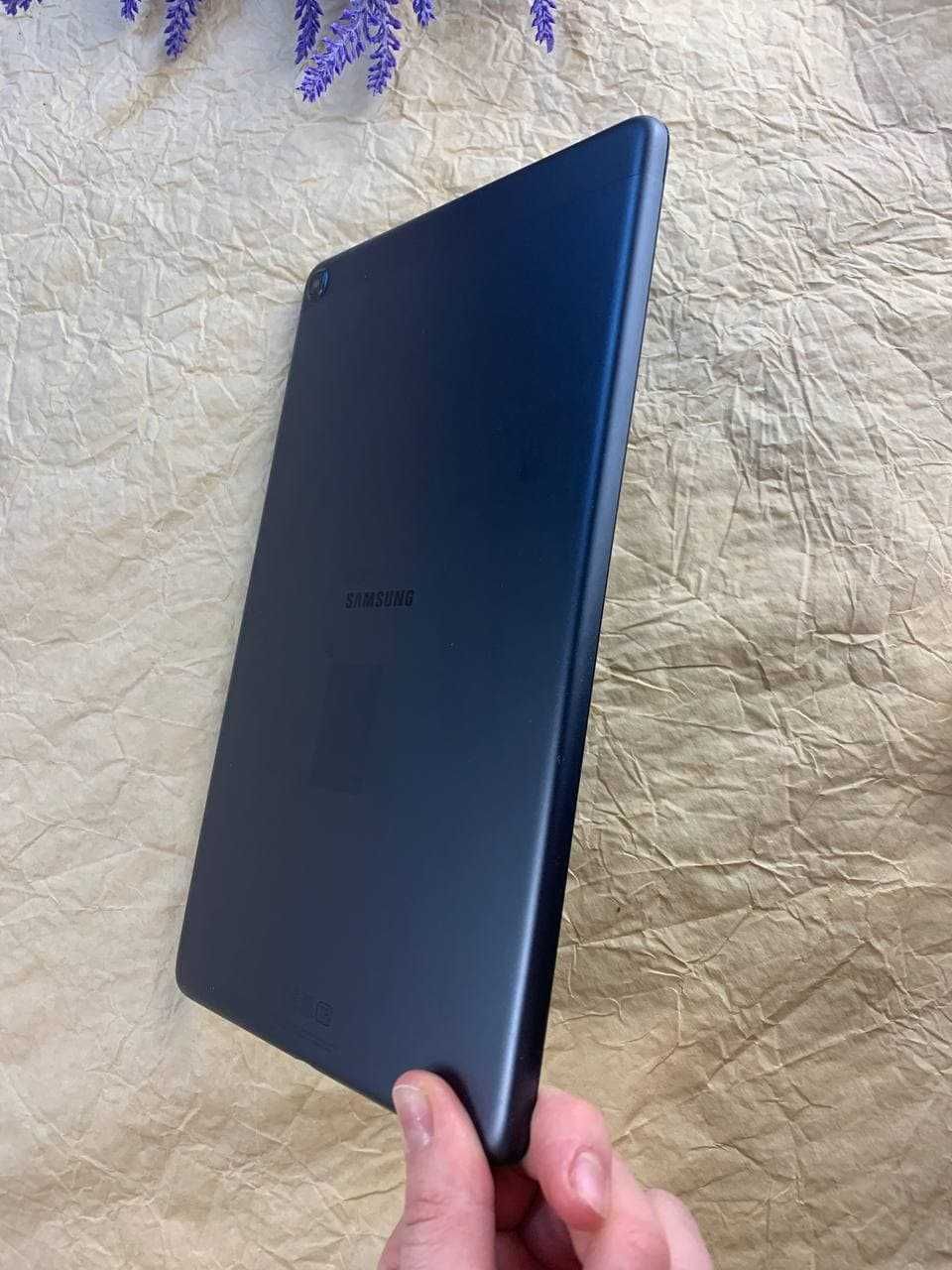 Планшет Samsung Tab A SM-T515 32Gb LTE