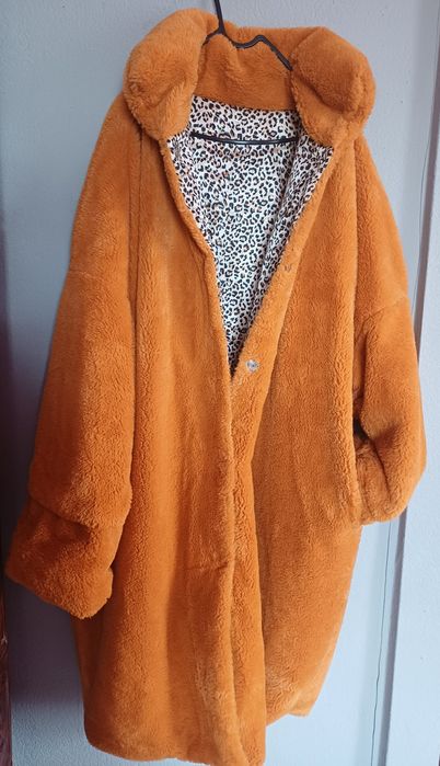 Двохстороння Шубка гарного рижого кольору