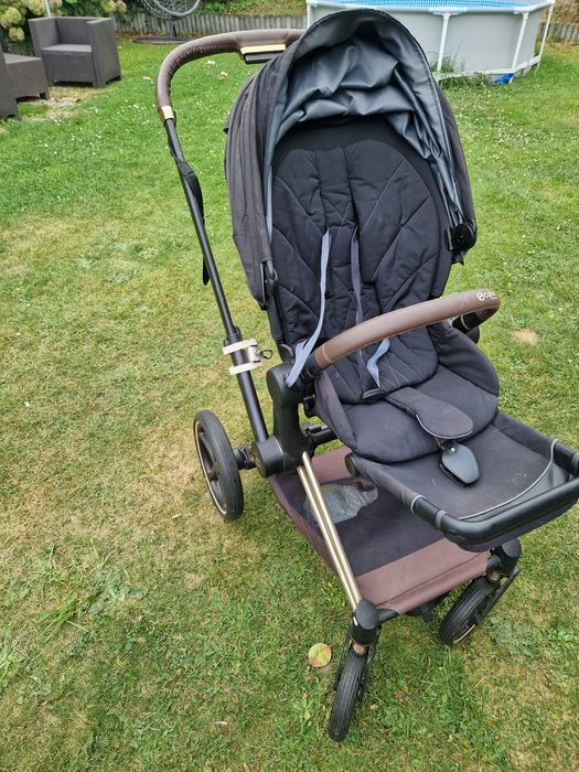 Wózek dziecięcy wraz z gondolą, spacerowką i nosidłem cybex