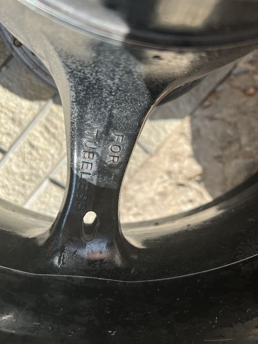 Заднее колесо Suzuki gsx-r 1000 k7 k8 r17