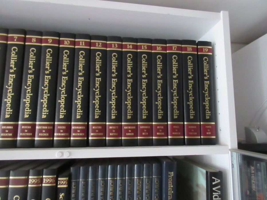 Enciclopédia Collier's Edição 1996 24 Volumes+ 5 Volumes Collier's.