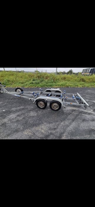 Atrelado rodado duplo para Barcos ate 7 metros