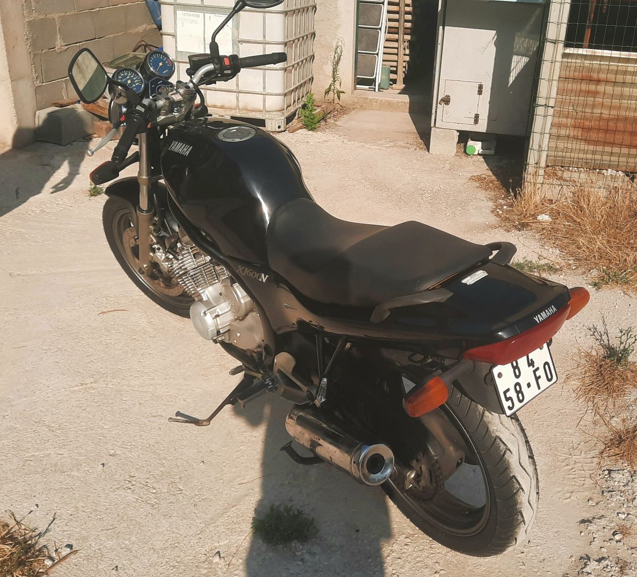 YAMAHA 600 XJ como nova