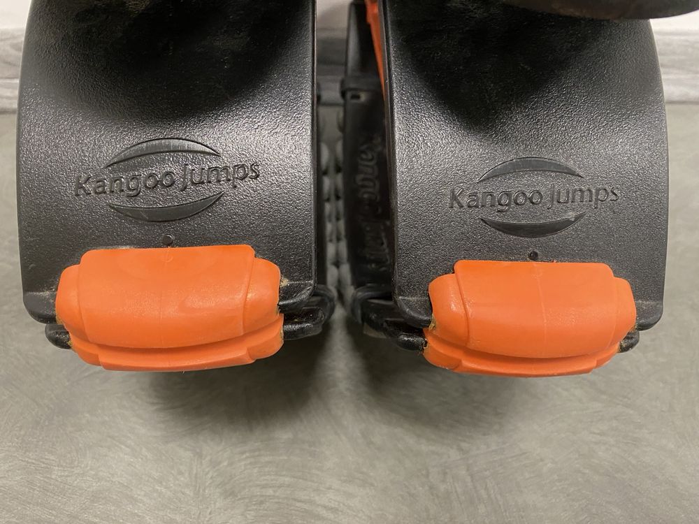Продам ботинки Kangoo Jumps S.