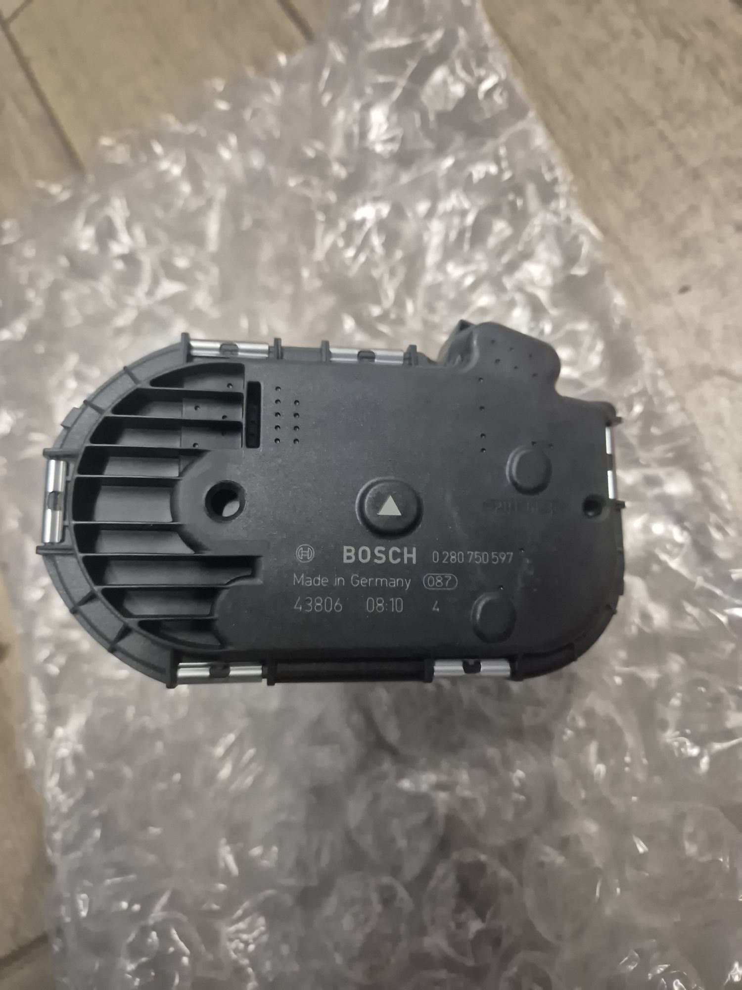 Nowa przepustnica ford citroen peugeot 2.2 diesel BK2Q-9E926-AC