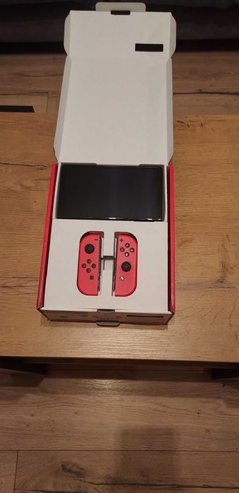 Nintendo switch oled mario red edition