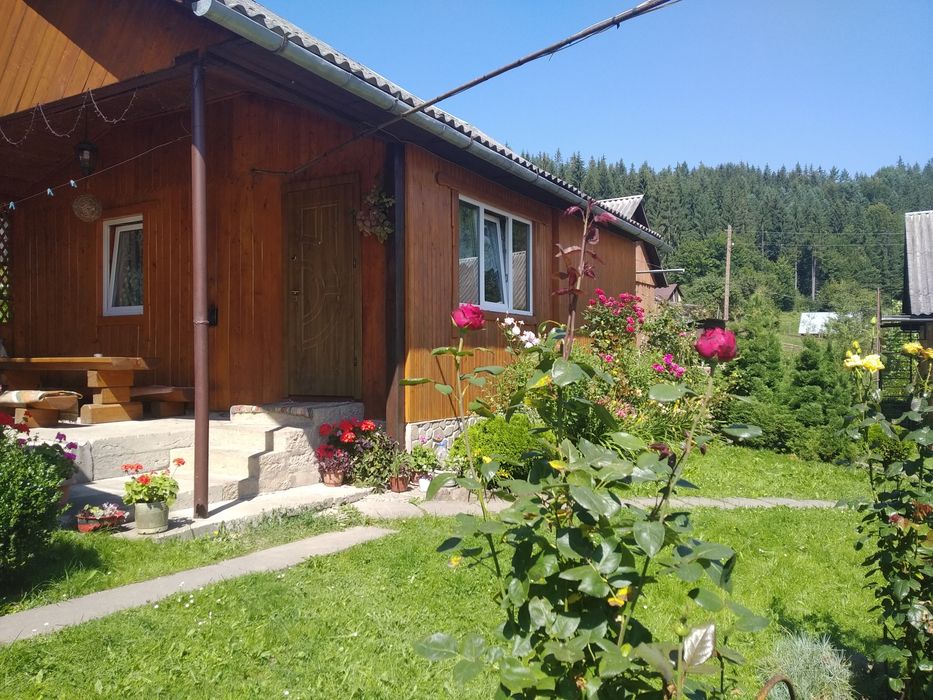 Яремче. Гостинний двір Під горою