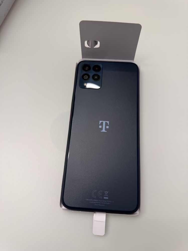 T Phone Pro (2023)