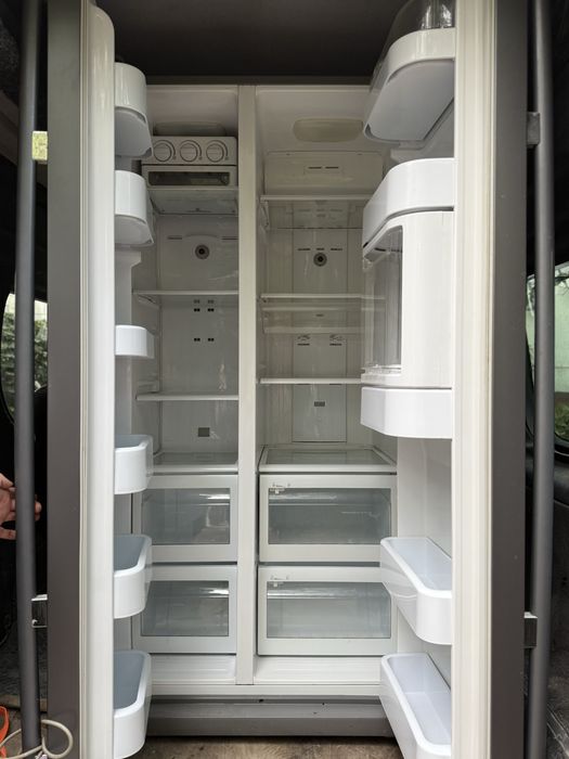 Холодильник Side by side -Samsung