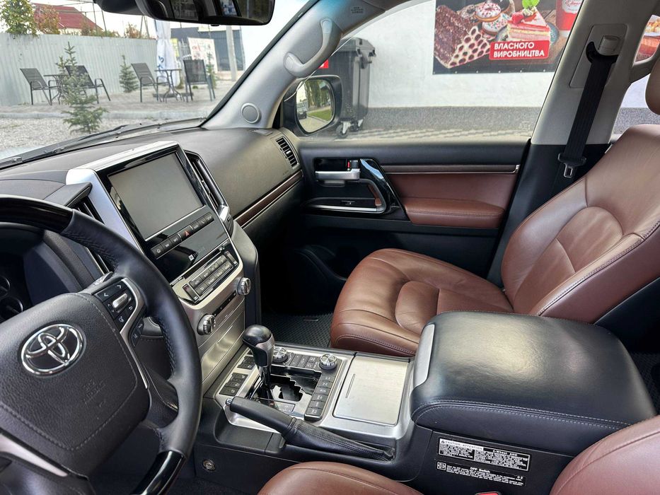 Toyota LC200 / Обмін на електромобіль.