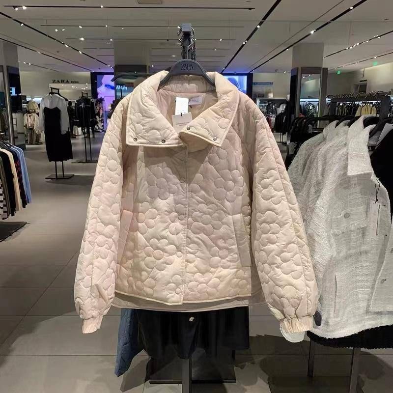 Цветочное бежевое стеганое пальто ZARA- Xs/S. Стьобана куртка оверсайз