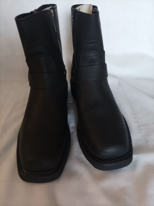 Nowe buty motocyklowe