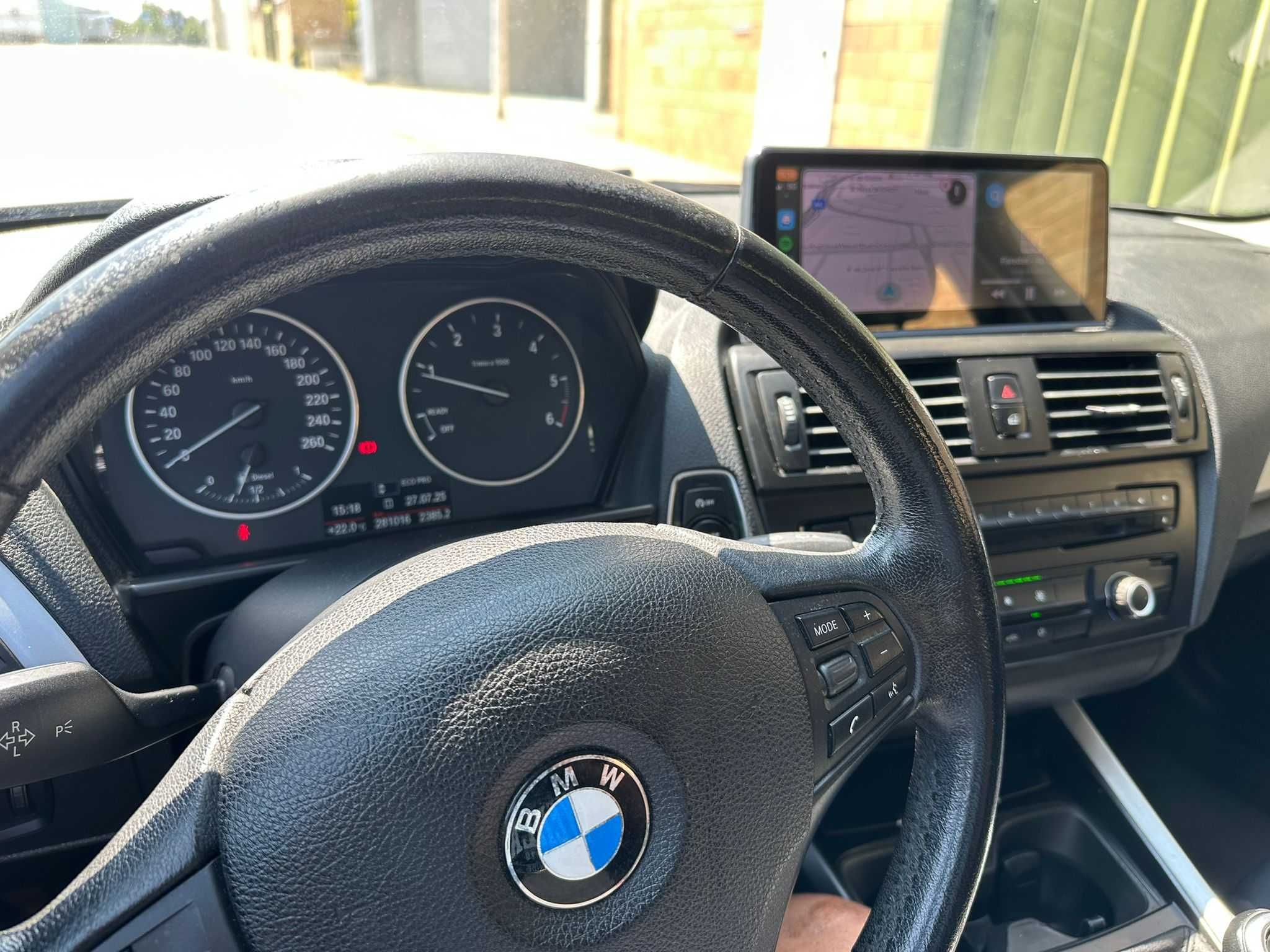 BMW 116d completa de tudo e muito bem cuidada
