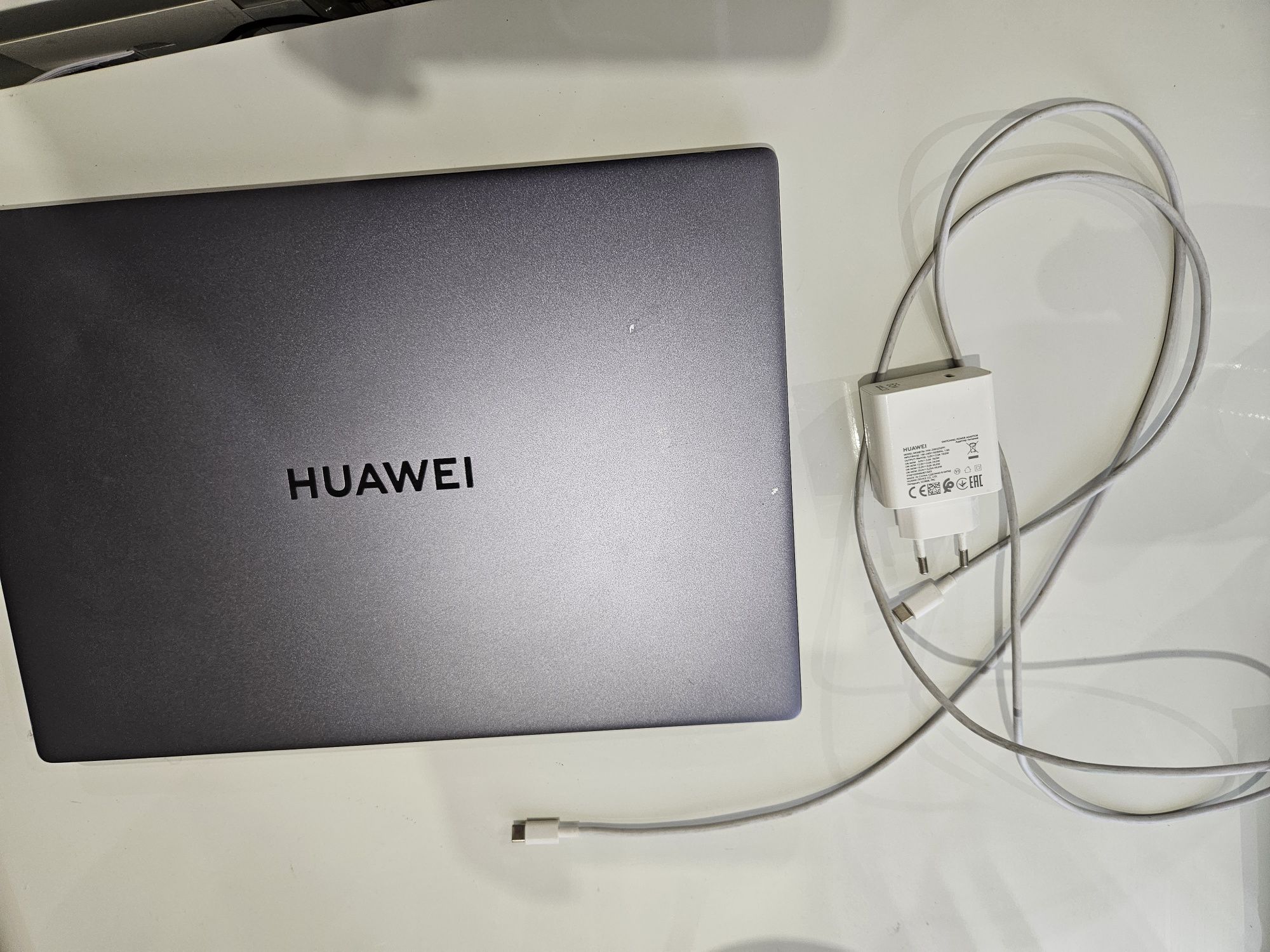 Huawei Matebook D16