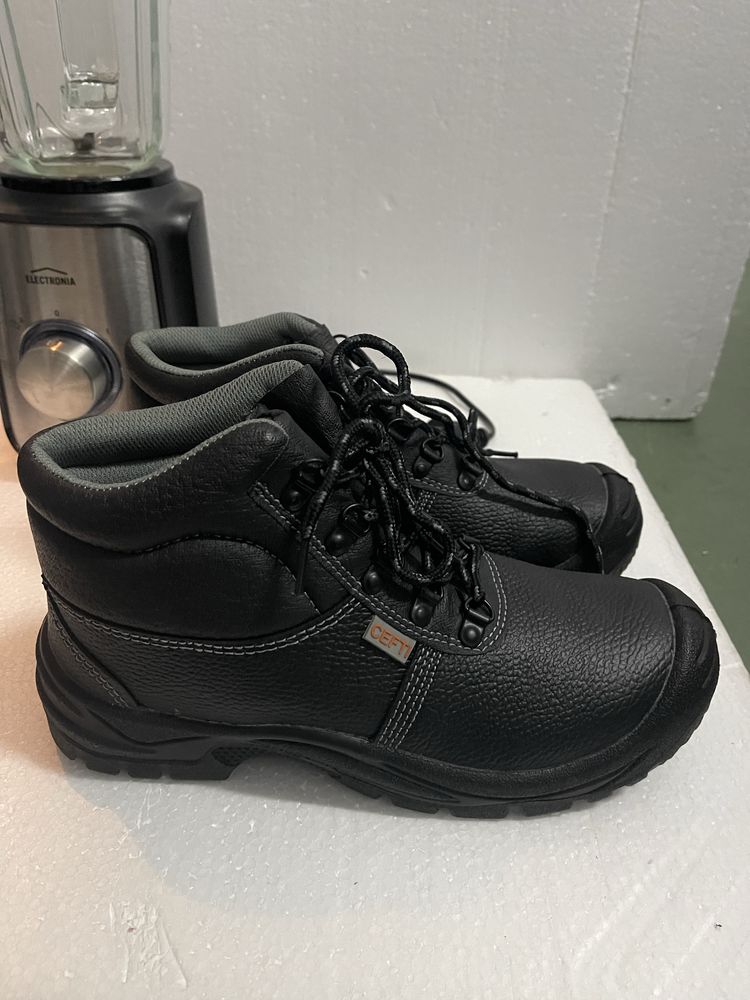 Botas de trabalho biqueira de aco 42