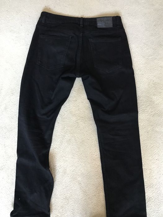 Calcas pretas da pull and bear