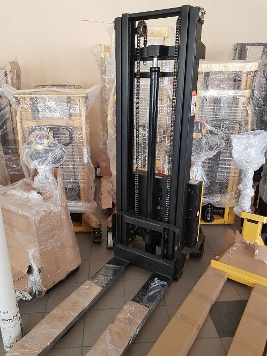 Wózek paletowy elektryczny 1,5T 3,3M WS15H-3300