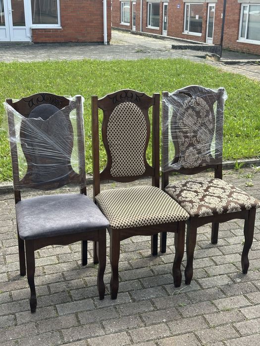 Букові нові крісла