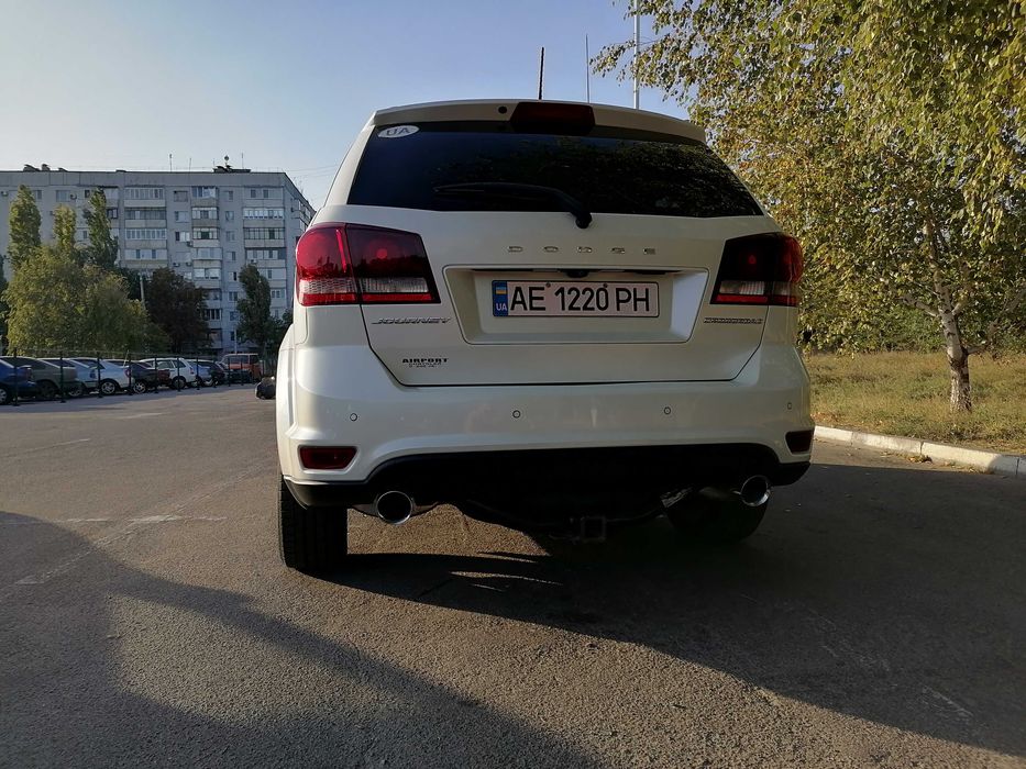 Продам или обменяю ласточку Додж джорни 3,6
