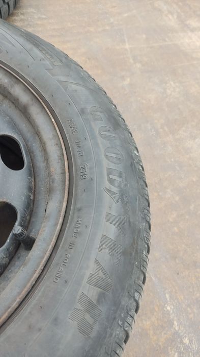 Opony z felgami golf