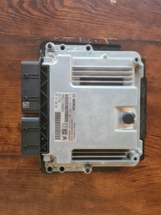 Komputer sterownik silnika 1.6 bhdi Peugeot Citroen 98.141.826.80