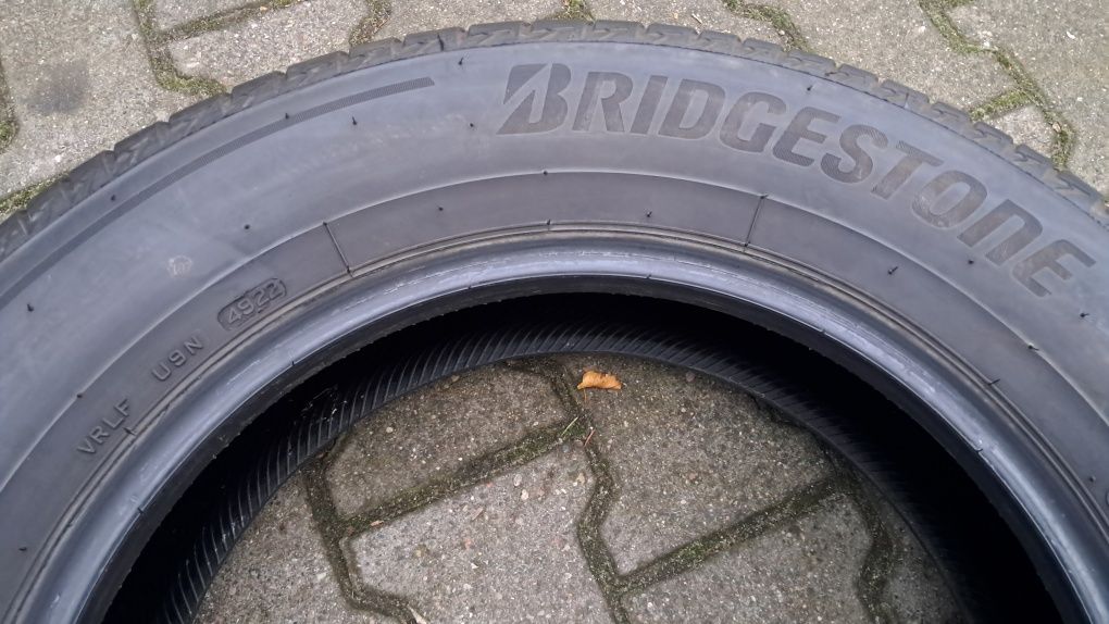 215/65r17 99V Bridgestone Turanza T005