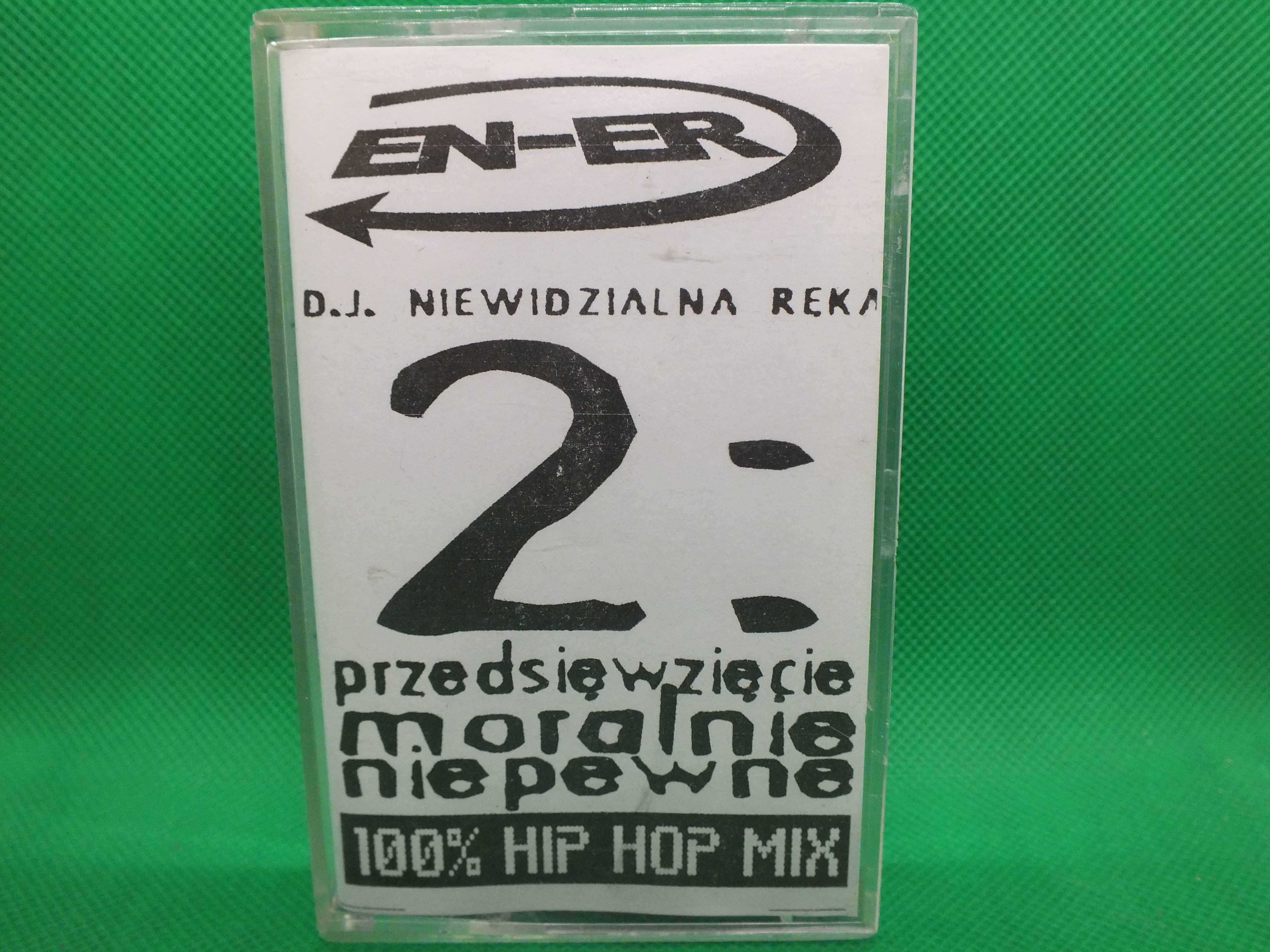 DJ Niewidzialna Ręka-Przedsięwzięcie Moralnie Niepewne-kaseta Stan BDB