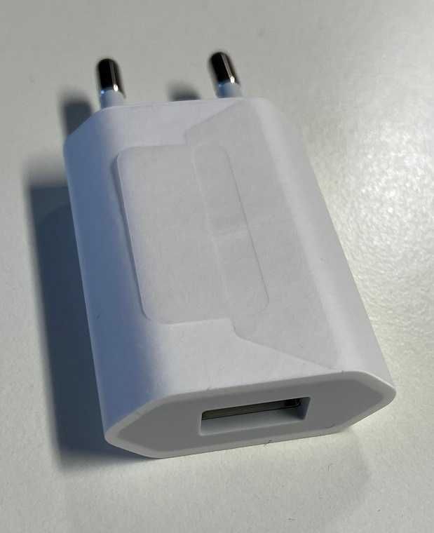 Zasilacz/ładowarka sieciowa Apple USB o mocy 5 W (USB Power Adapter)