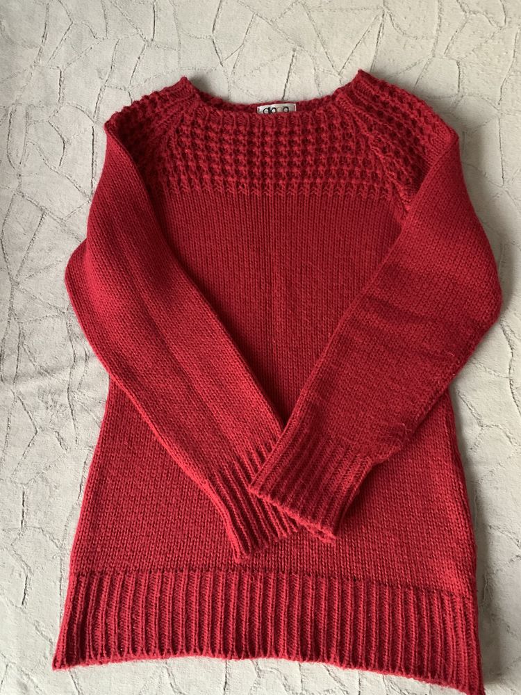 Bordowy sweterek ciepły