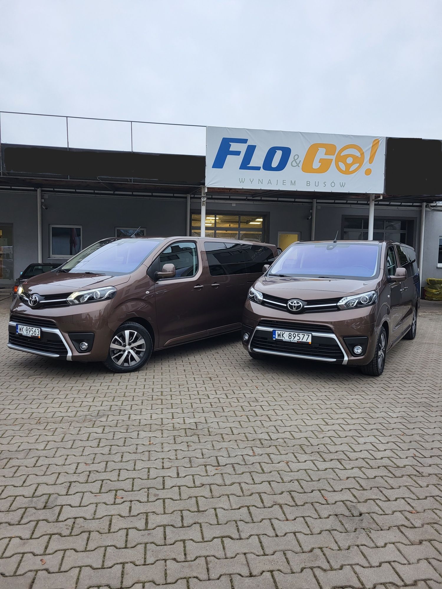 FLO&GO WYNAJEM Busów 7/8/9 os. Automat! Europa! Również z kierowcą!